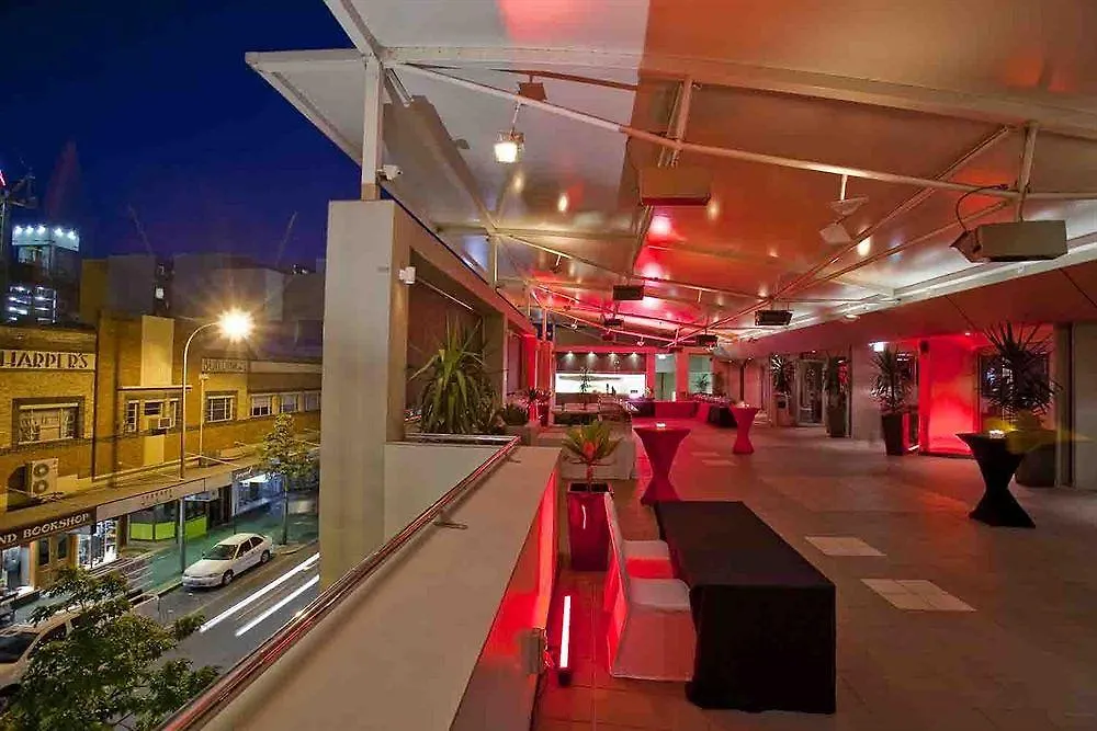 Rydges Perth Hotel